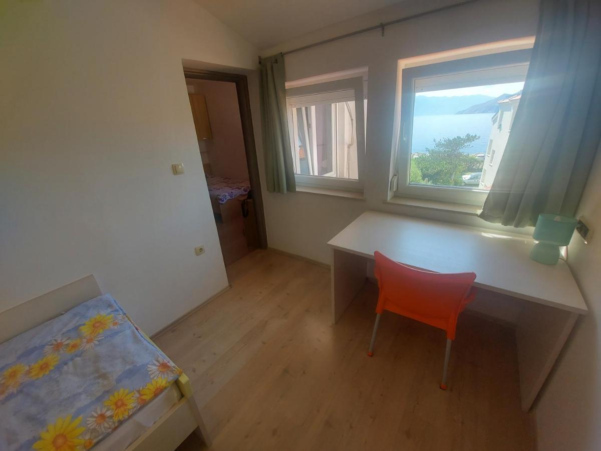 Apartments Kricin 14 Laura Baška Buitenkant foto